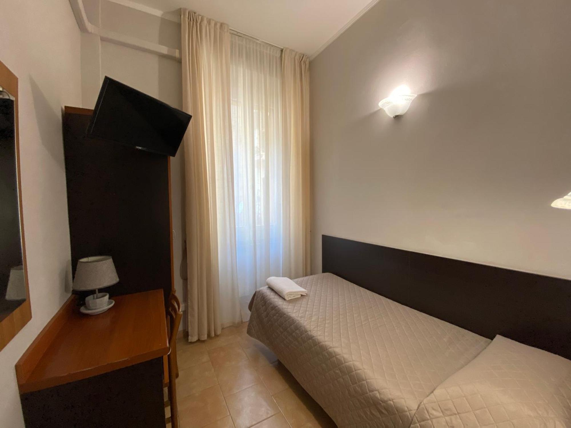 Hotel Atena — Fotos 1